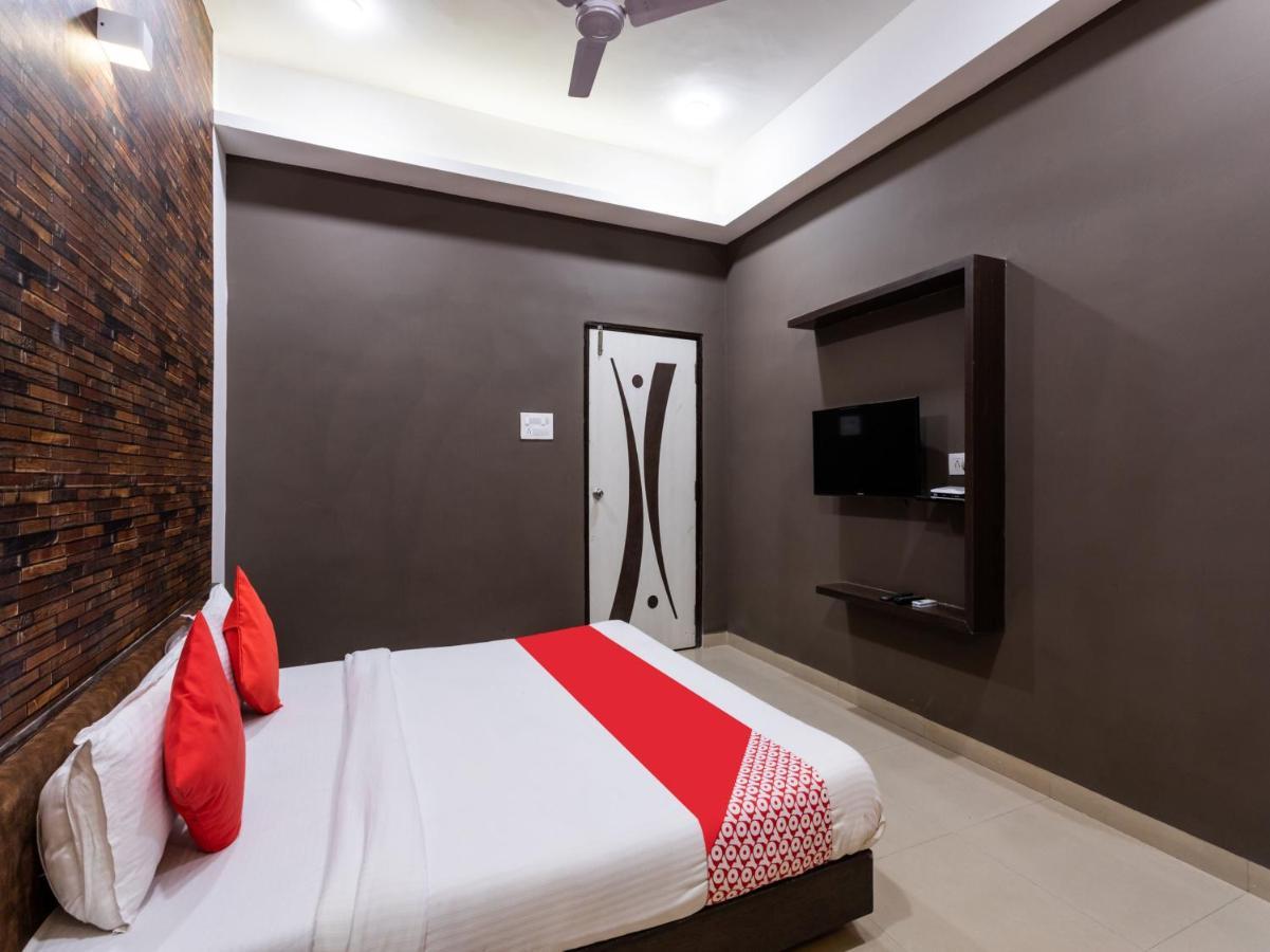 Oyo 72937 Hotel Tyagraj Agra  Exteriör bild